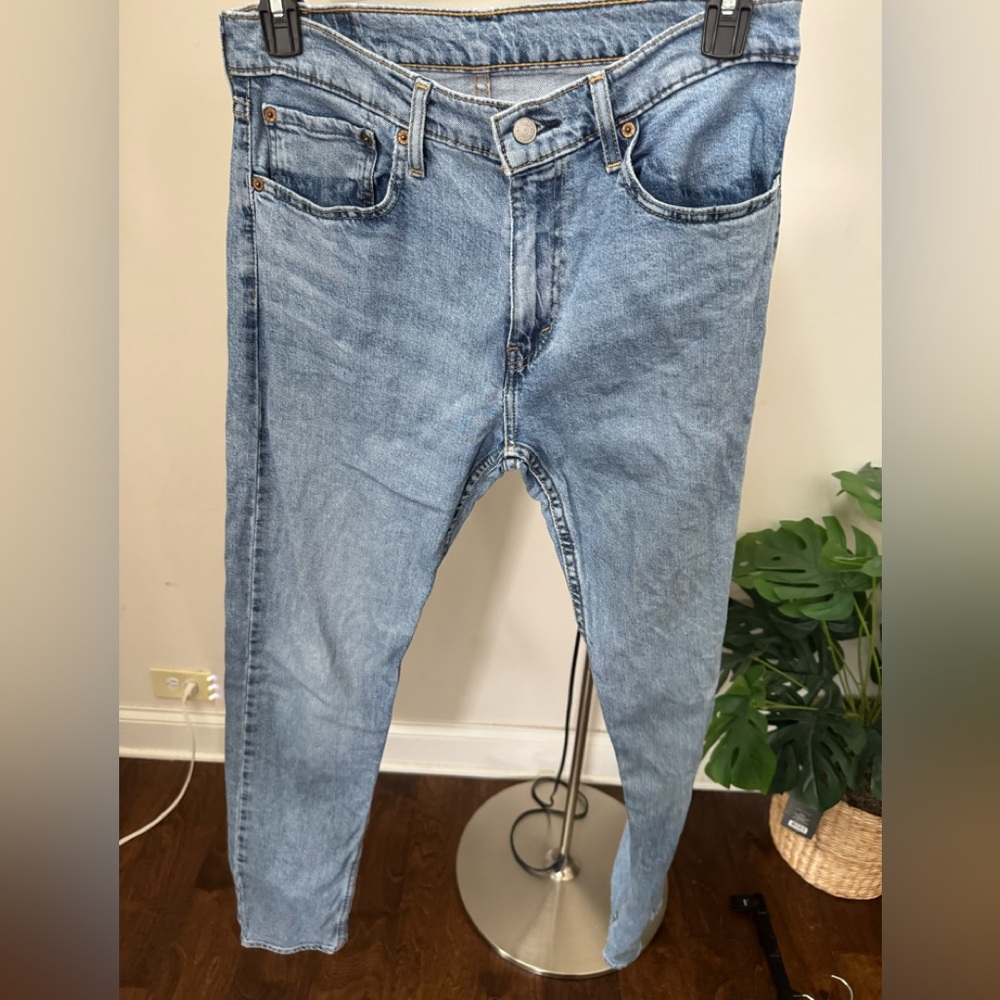 Men’s Levi’s jeans size 32 nwot